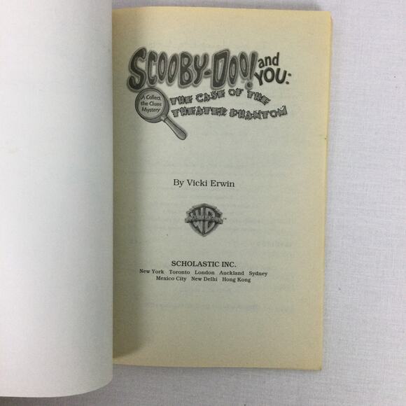 Scooby Doo and You The Case of the Living Doll Four Scholastic Book Bundle - Picture 15 of 16